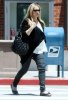 IMG/jpg/sarah-michelle-gellar-out-for-lunch-brentwood-paparazzi-mq-13.jpg