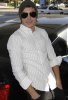 IMG/jpg/zac-efron-pumps-gas-los-angeles-gq-03.jpg