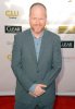 IMG/jpg/joss-whedon-critics-choice-movie-awards-2013-gq-07.jpg