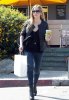 IMG/jpg/sarah-michelle-gellar-lunch-and-lemonade-beverly-hills-october-7-201 (...)