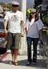 IMG/jpg/alyson-hannigan-alexis-denisof-shopping-in-brentwood-hq-03-1500.jpg