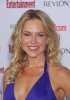 IMG/jpg/julie-benz-entertainment-weekly-2007-emmy-celebration-hq-01-1500.jpg (...)