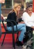 IMG/jpg/sarah-michelle-gellar-breakfast-with-mom-and-friends-september-1999- (...)