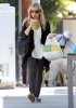 IMG/jpg/sarah-michelle-gellar-out-for-lunch-brentwood-paparazzi-mq-16.jpg