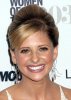 IMG/jpg/sarah-michelle-gellar-14th-glamour-mag-women-year-awards-hq-12-1500. (...)