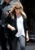 IMG/jpg/sarah-michelle-gellar-out-for-lunch-brentwood-paparazzi-mq-02.jpg