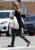 IMG/jpg/sarah-michelle-gellar-out-for-lunch-brentwood-paparazzi-mq-24.jpg