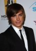 IMG/jpg/zac-efron-hollywood-film-festival-gala-gq-03.jpg