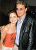 IMG/jpg/buffy-angel-cast-staff-outside-the-set-7.jpg