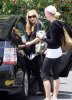 IMG/jpg/sarah-michelle-gellar-tyson-to-vet-august-19-2009-paparazzi-gq-26.jp (...)