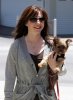 IMG/jpg/alyson-hannigan-with-dog-brentwood-county-mart-june-21-2009-paparazz (...)