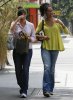 IMG/jpg/gina-torres-jennifer-garner-breakfast-at-cheebo-paparazzi-hq-03-1500 (...)