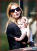 IMG/jpg/sarah-michelle-gellar-out-for-lunch-los-angeles-june-22-2010-paparaz (...)