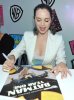 IMG/jpg/eliza-dushku-comic-con-2011-autograph-signing-mq-09.jpg