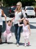 IMG/jpg/sarah-michelle-gellar-charlotte-ballet-june-16-2012-01.jpg