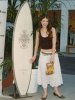 IMG/jpg/michelle-trachtenberg-james-perse-malibu-store-opening-mq-04.jpg