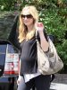 IMG/jpg/sarah-michelle-gellar-tyson-to-vet-august-19-2009-paparazzi-gq-24.jp (...)