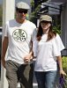 IMG/jpg/alyson-hannigan-alexis-denisof-shopping-in-brentwood-hq-01-1500.jpg