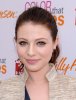 IMG/jpg/michelle-trachtenberg-sally-hansen-manicures-charity-event-hq-01.jpg (...)