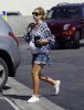 IMG/jpg/sarah-michelle-gellar-clothes-at-the-cleaner-july-15-2009-paparazzi- (...)