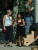 IMG/jpg/sarah-michelle-gellar-girls-guide-fishing-hunting-movie-on-the-set-h (...)