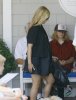 IMG/jpg/sarah-michelle-gellar-lunch-at-shutters-with-friend-july-19-2009-pap (...)