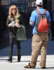 IMG/jpg/sarah-michelle-gellar-new-york-city-april-16-2009-paparazzi-mq-02.jp (...)