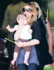 IMG/jpg/sarah-michelle-gellar-out-for-lunch-los-angeles-june-22-2010-paparaz (...)