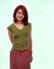 IMG/jpg/alyson-hannigan-green-top-red-skirt-white-wall-02-mq.jpg