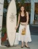 IMG/jpg/michelle-trachtenberg-james-perse-malibu-store-opening-mq-05.jpg