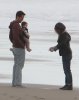 IMG/jpg/alyson-hannigan-family-venice-beach-january-1-2010-hq-07.jpg