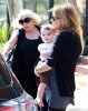 IMG/jpg/sarah-michelle-gellar-out-for-lunch-los-angeles-june-22-2010-paparaz (...)