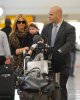 IMG/jpg/sarah-michelle-gellar-charlotte-lax-airport-march-4-2011-paparazzi-g (...)