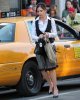 IMG/jpg/sarah-michelle-gellar-girls-guide-fishing-hunting-movie-on-the-set-h (...)