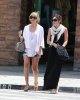 IMG/jpg/sarah-michelle-gellar-montana-avenue-shopping-july-24-2009-paparazzi (...)