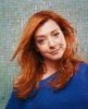 IMG/jpg/alyson-hannigan-blue-top-mosaique-wall-photoshoot-mq-02.jpg