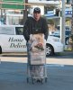 IMG/jpg/david-boreanaz-grocery-store-paparazzi-hq-01-1500.jpg