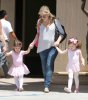 IMG/jpg/sarah-michelle-gellar-charlotte-ballet-june-16-2012-03.jpg