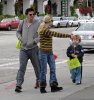 IMG/jpg/david-boreanaz-family-planet-blue-shopping-paparazzi-hq-06-0750.jpg