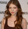 IMG/jpg/michelle-trachtenberg-james-perse-malibu-store-opening-mq-27.jpg