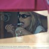 IMG/jpg/sarah-michelle-gellar-coffee-newstand-with-mother-paparazzi-hq-01-15 (...)